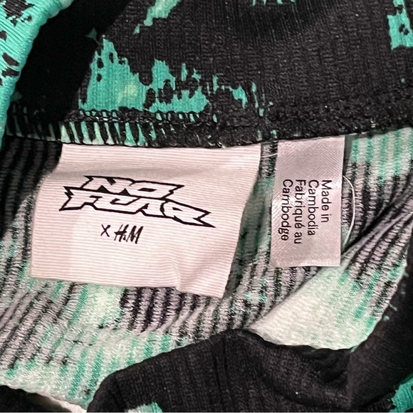 No Fear x H&M Long-sleeved Crop Top - Size Medium - Picture 7 of 16